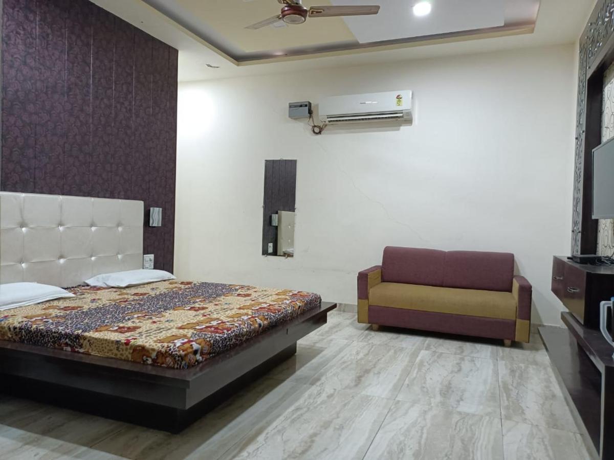 Hotel Prakash Regency Hapur Екстериор снимка