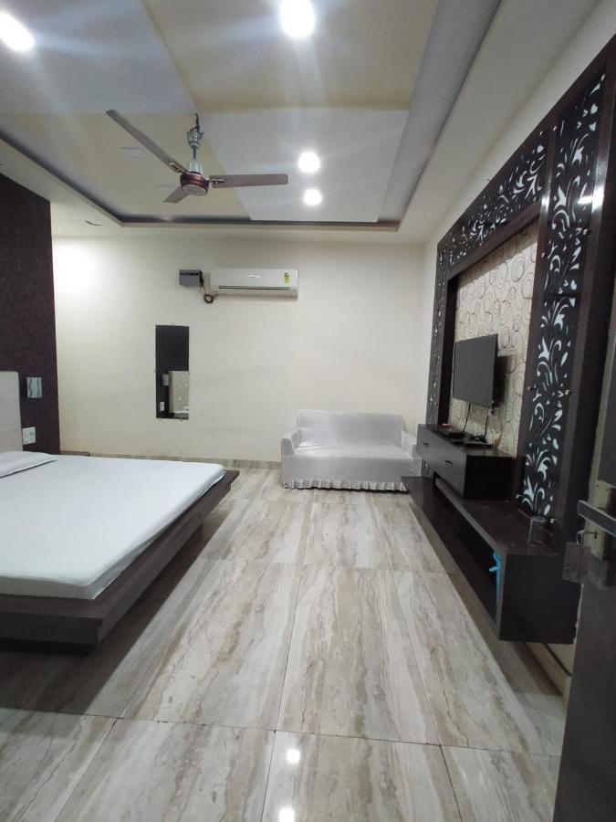Hotel Prakash Regency Hapur Екстериор снимка