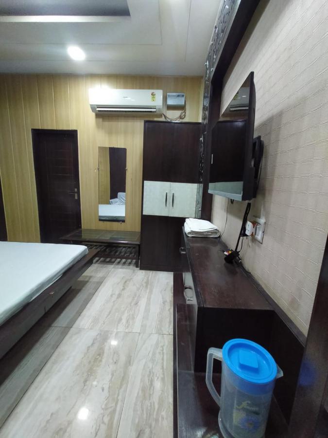 Hotel Prakash Regency Hapur Екстериор снимка
