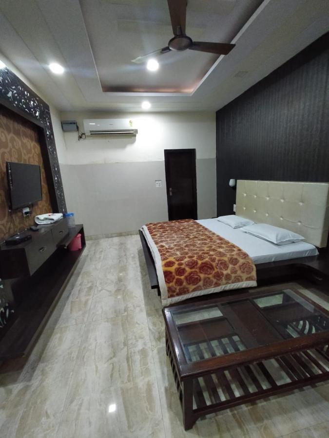 Hotel Prakash Regency Hapur Екстериор снимка